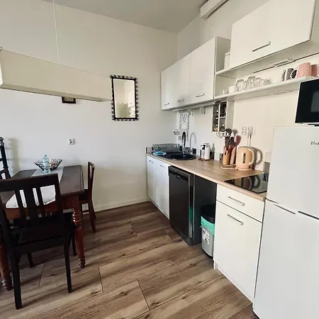 3 Maja Apartment *